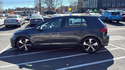 2015 Volkswagen Golf GTI 2.0T SE 4-Door