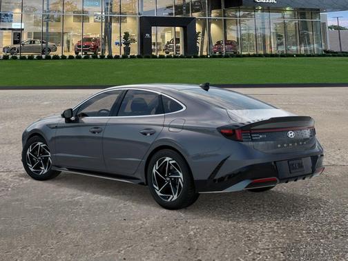 2026 Hyundai SONATA SEL