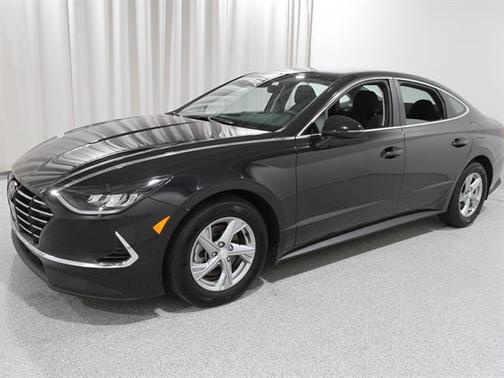 2023 Hyundai SONATA SE