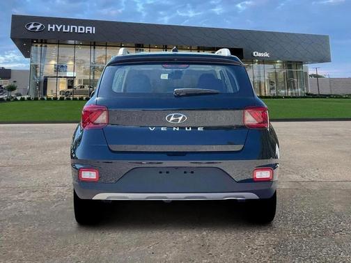 Onyx Black 2026 Hyundai VENUE SEL