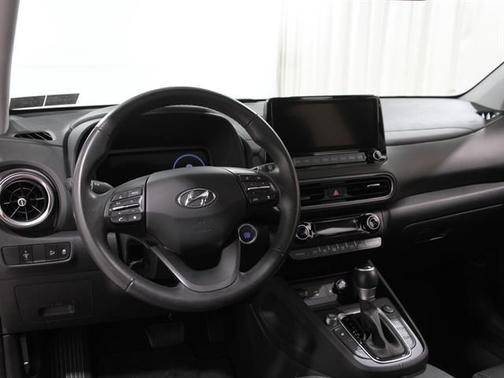2022 Hyundai KONA Limited