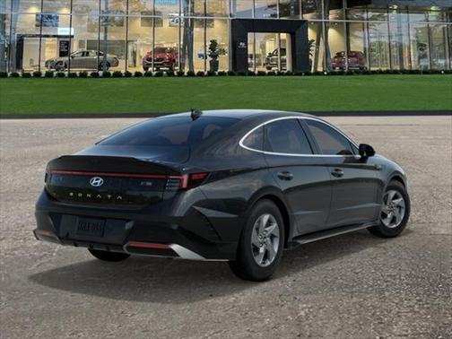 2025 Hyundai SONATA SE