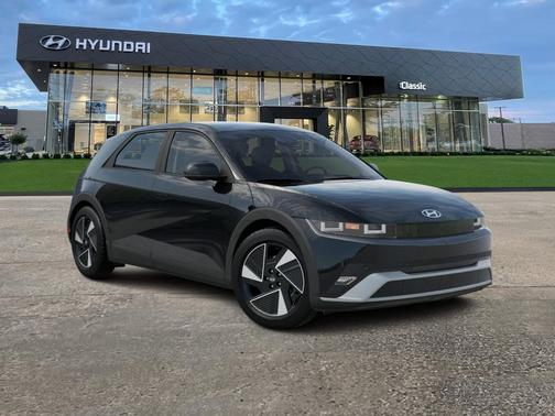 2026 Hyundai IONIQ 5 SE