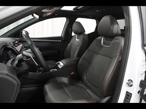 Atlas White 2024 Hyundai SANTA CRUZ Limited