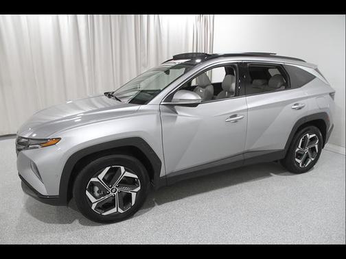 Shimmering Silver 2024 Hyundai TUCSON Plug-In Hybrid Limited