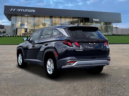 Phantom Black 2026 Hyundai TUCSON SE