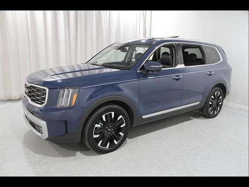 Midnight Lake Blue 2024 Kia Telluride SX