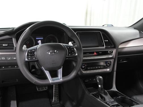 2018 Hyundai SONATA Sport+