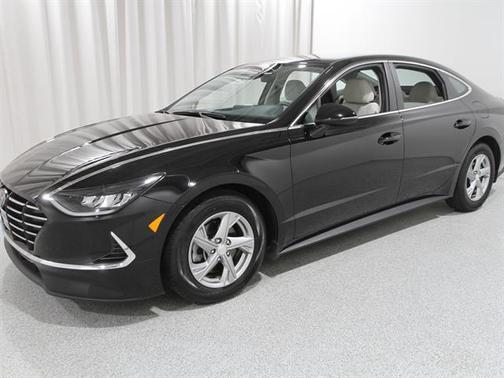 2023 Hyundai SONATA SE