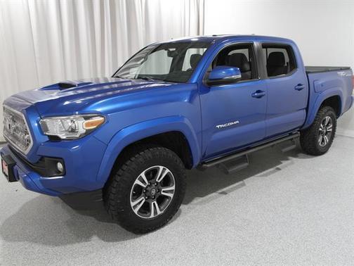 2017 Toyota Tacoma TRD Sport