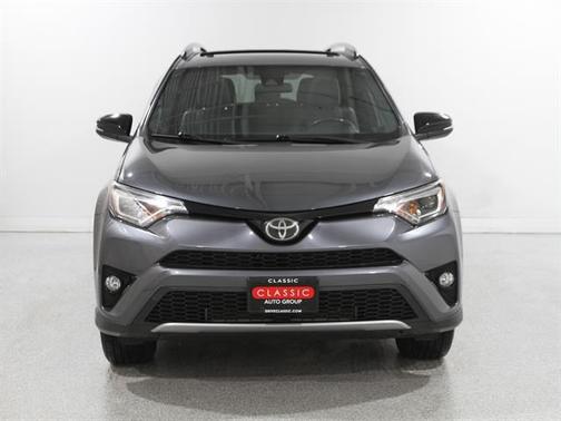 2017 Toyota RAV4 SE
