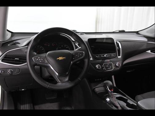 2024 Chevrolet Malibu FWD RS