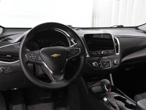 2024 Chevrolet Malibu FWD RS