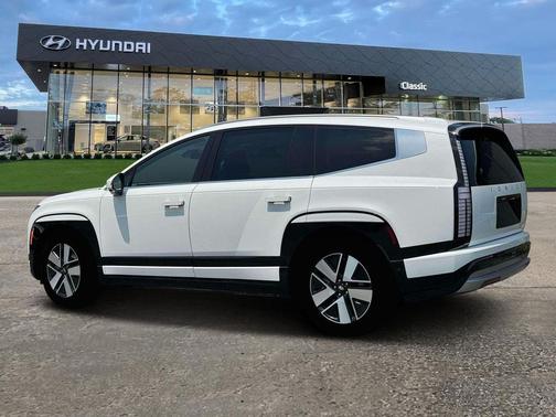 2026 Hyundai IONIQ 9 SEL