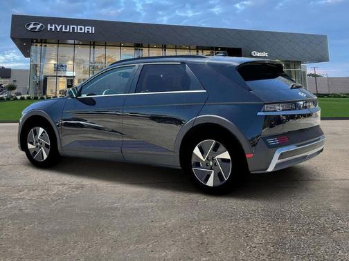 2025 Hyundai IONIQ 5 SEL