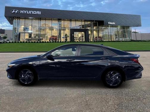 Abyss Black 2026 Hyundai ELANTRA Sport