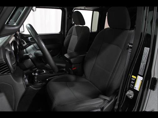 Black Clearcoat 2023 Jeep Wrangler Willys