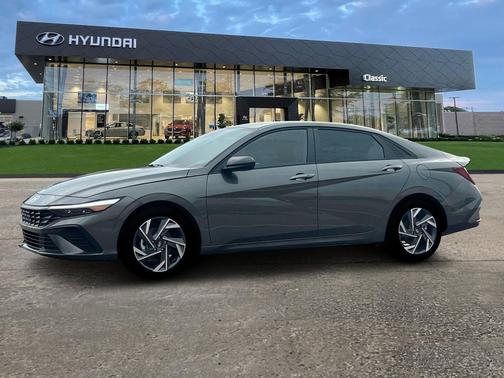 2025 Hyundai ELANTRA Sport