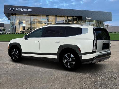 Snow White Pearl 2026 Hyundai IONIQ 9 SE