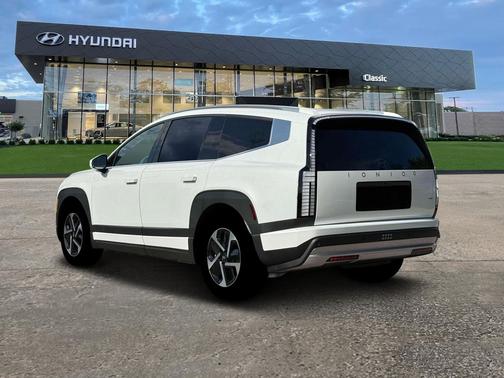 2026 Hyundai IONIQ 9 SE