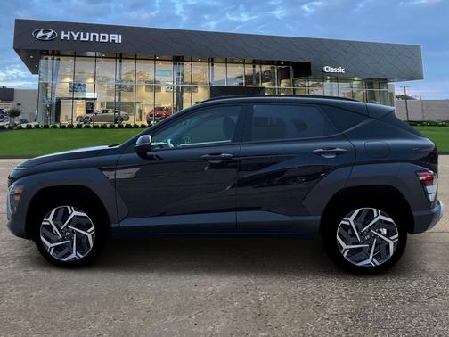 Abyss Black Pearl 2026 Hyundai KONA SEL Premium