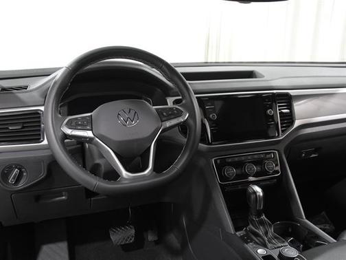 2023 Volkswagen Atlas Cross Sport 2.0T SEL