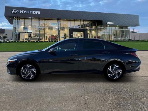 2025 Hyundai ELANTRA HEV SEL Sport