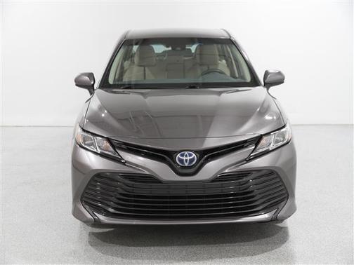 2018 Toyota Camry Hybrid LE