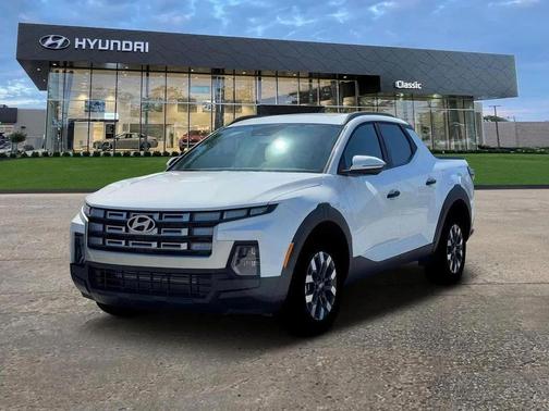 Atlas White 2026 Hyundai SANTA CRUZ SEL Activity