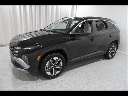 Phantom Black 2026 Hyundai TUCSON SEL