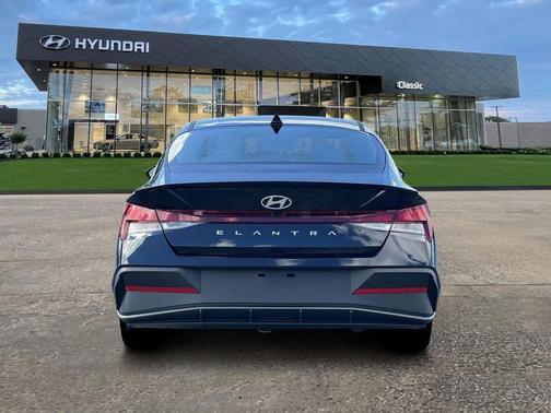 Abyss Black 2026 Hyundai ELANTRA Sport