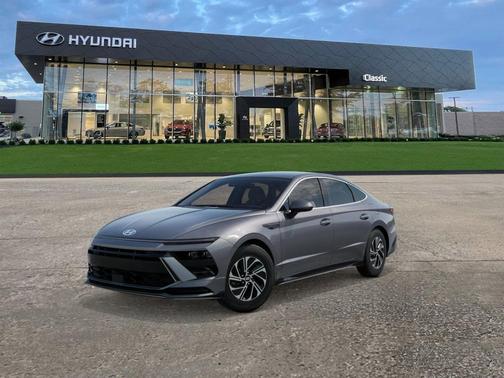 2026 Hyundai SONATA Hybrid Base
