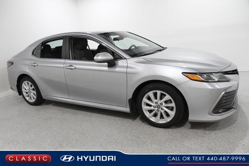 2022 Toyota Camry LE