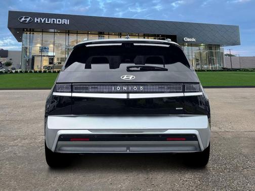 2025 Hyundai IONIQ 5 Limited