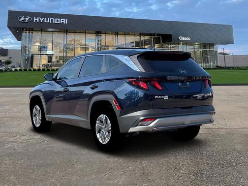 2026 Hyundai TUCSON Hybrid Blue SE