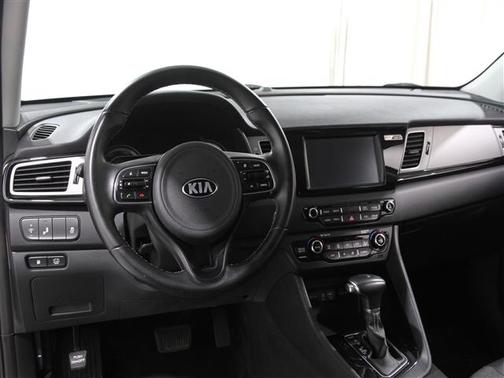 2017 Kia Niro Touring