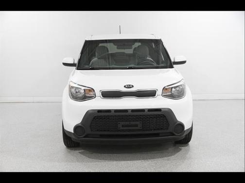 Clear White 2016 Kia Soul Base