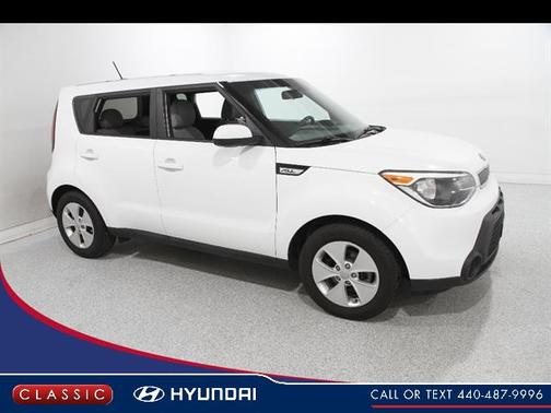 Clear White 2016 Kia Soul Base