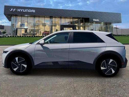 Cyber Gray 2025 Hyundai IONIQ 5 SE