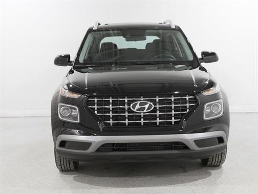 2021 Hyundai VENUE SEL