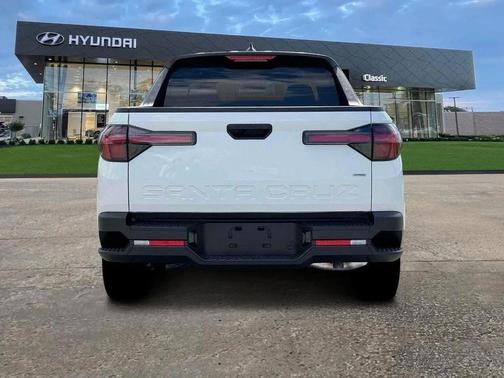 Atlas White 2026 Hyundai SANTA CRUZ SE