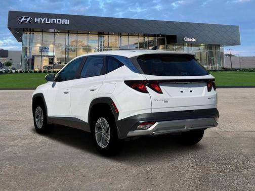 Creamy White Pearl 2026 Hyundai TUCSON Hybrid Blue SE