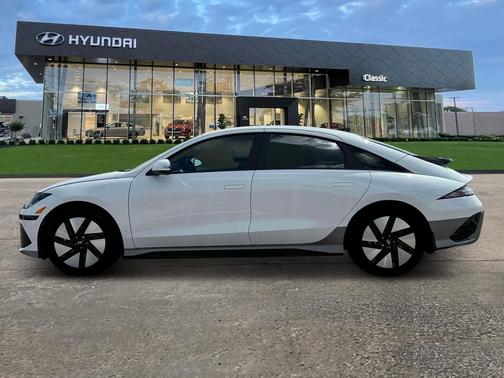 2025 Hyundai IONIQ 6 SE