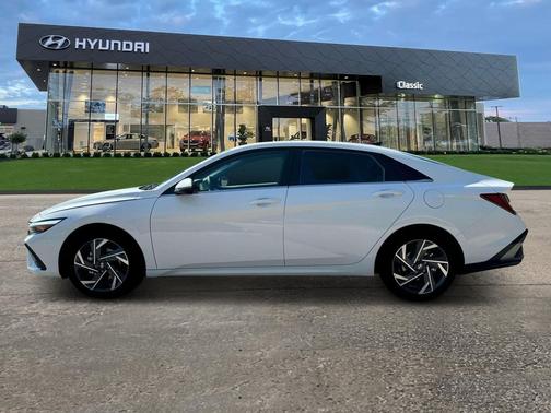 2025 Hyundai ELANTRA HEV Limited