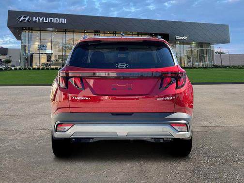 2026 Hyundai TUCSON Hybrid SEL