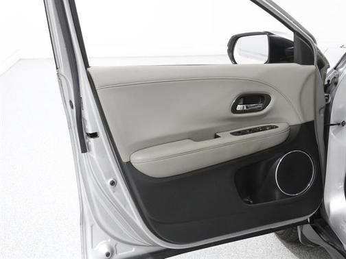 2016 Honda HR-V EX-L w/Navigation