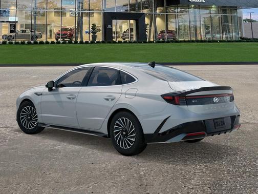 2026 Hyundai SONATA Hybrid SE