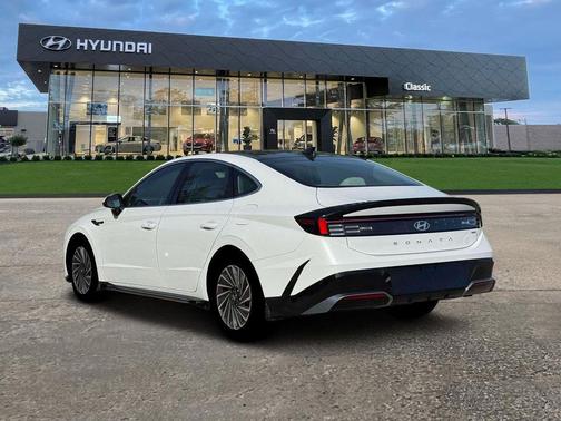 2026 Hyundai SONATA Hybrid SE