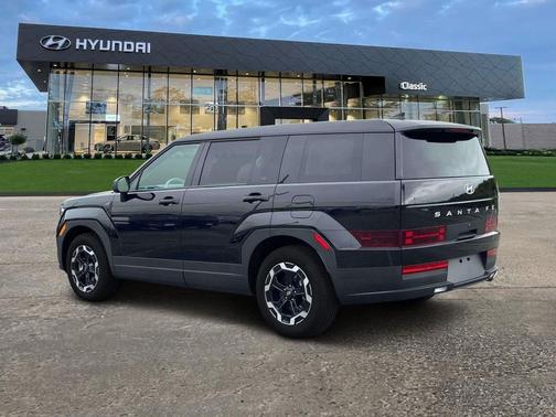 Phantom Black 2027 Hyundai SANTA FE SE