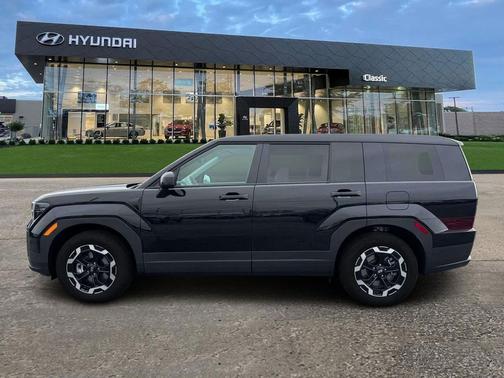 Phantom Black 2027 Hyundai SANTA FE SE